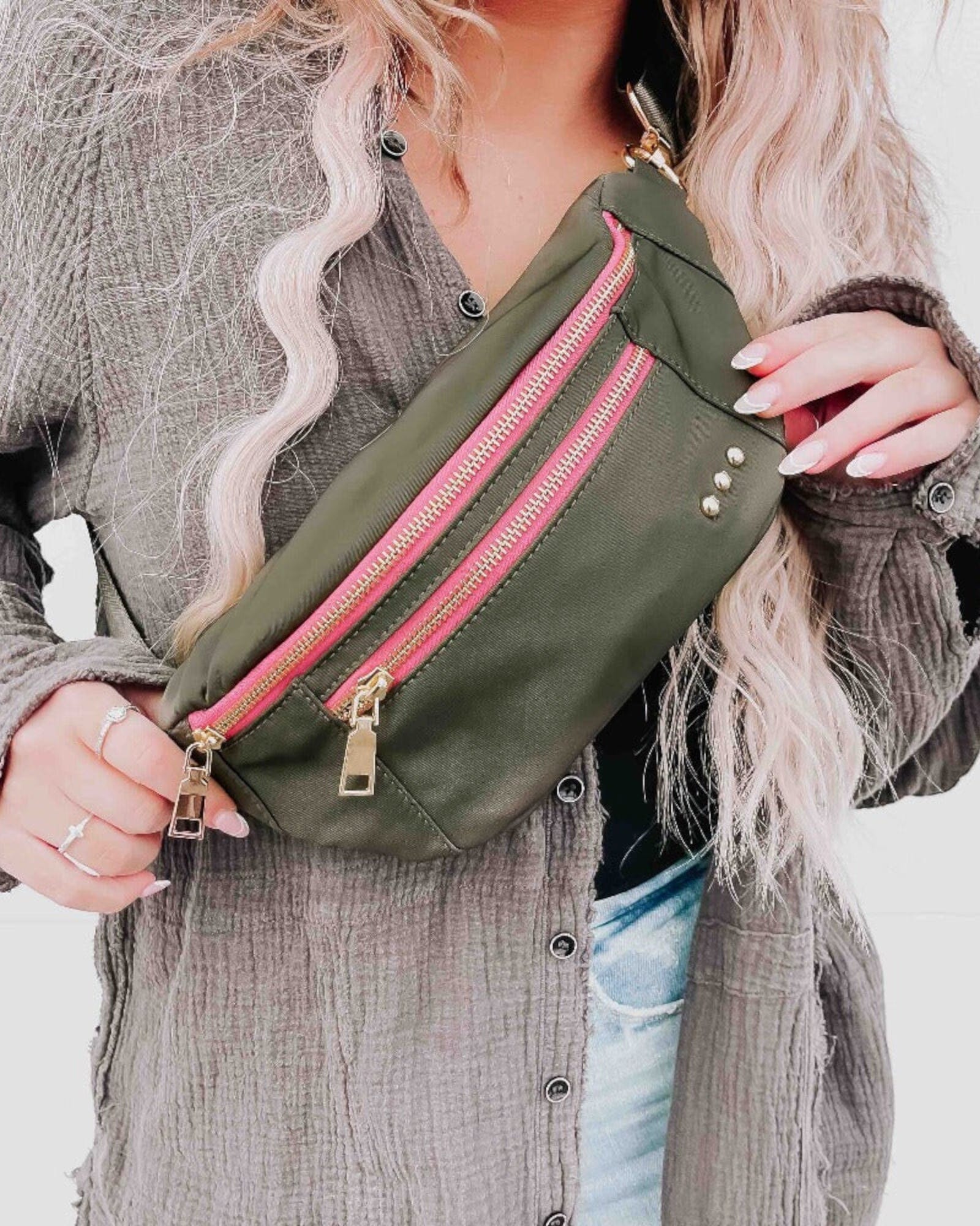 Pretty Simple Jolie Puffer Belt Bag in Olive